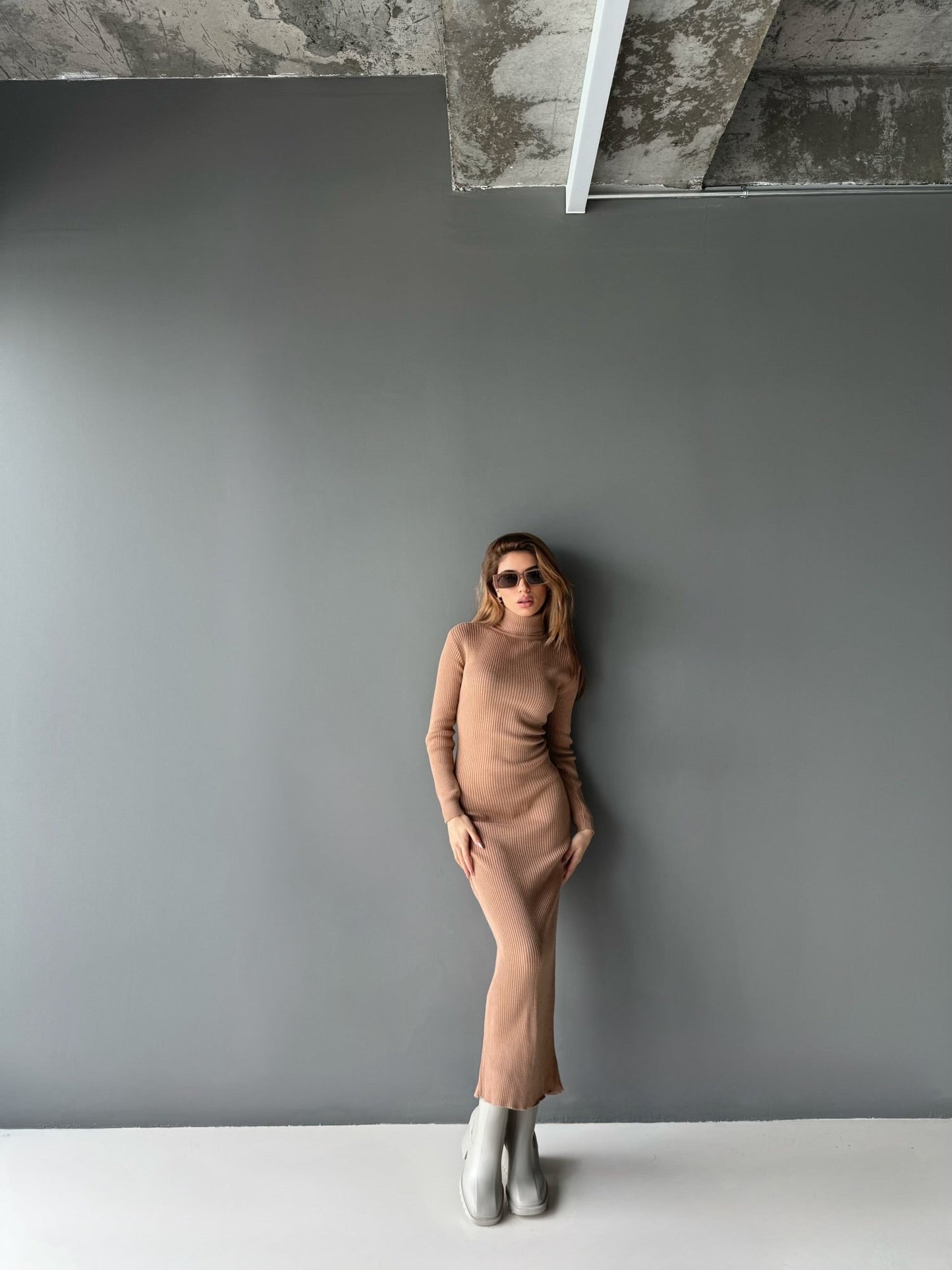 High Neck Gebreide Jurk - Camel