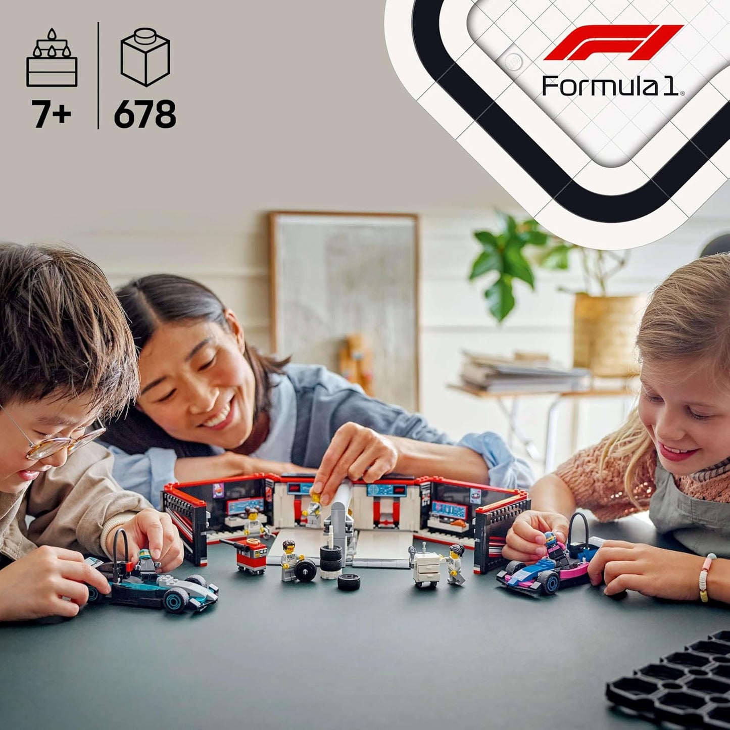 LEGO City F1 Garage with Mercedes-AMG and Alpine Cars Kit