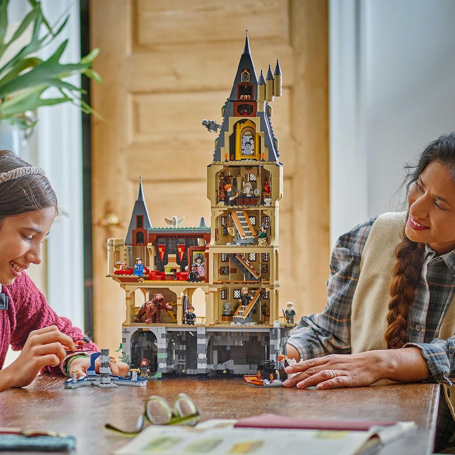 LEGO Harry Potter Kasteel Zweinstein: de Hoofdtoren